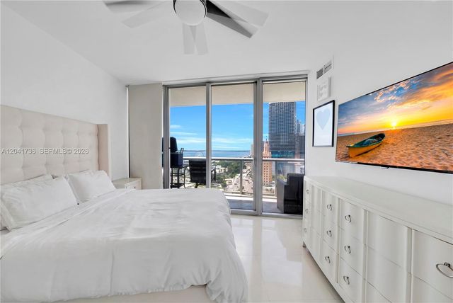 888 Biscayne Boulevard 2101, Miami, FL 33132