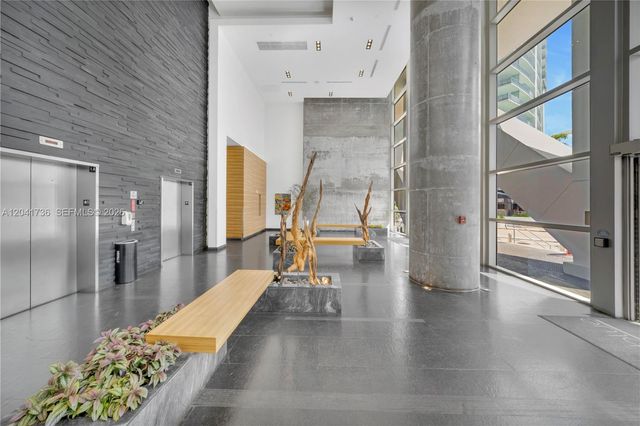 888 Biscayne Boulevard 2101, Miami, FL 33132