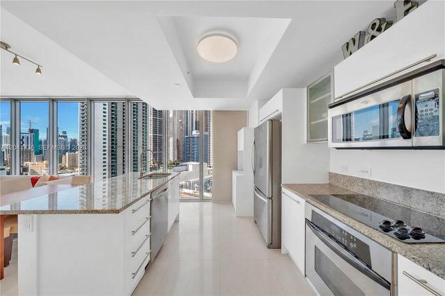 888 Biscayne Boulevard 2101, Miami, FL 33132
