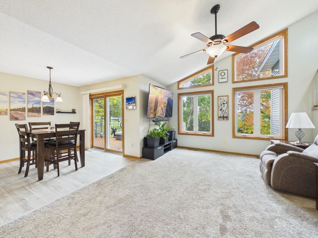 505 Ironwood Avenue NE, New Prague, MN 56071 — photo 2