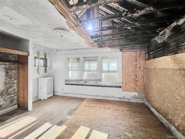 176-43 120th Avenue, Jamaica, NY 11434