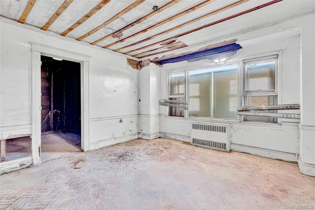 176-43 120th Avenue, Jamaica, NY 11434