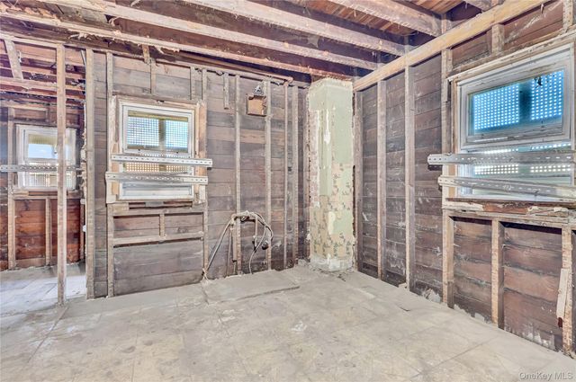 176-43 120th Avenue, Jamaica, NY 11434