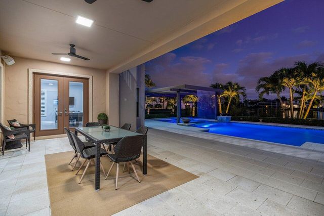 17511 Cadena Drive, Boca Raton, FL 33496