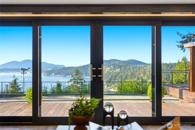 4101 Edith Point, Anacortes, WA 98221