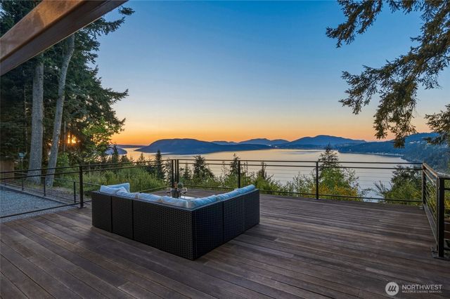 4101 Edith Point, Anacortes, WA 98221
