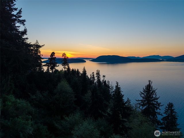 4101 Edith Point, Anacortes, WA 98221