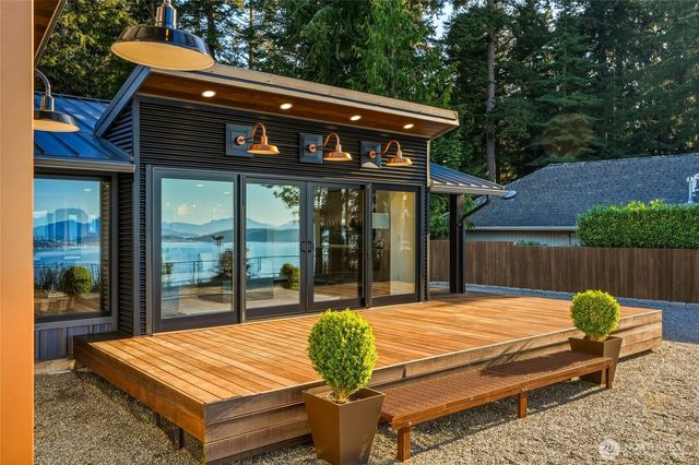 4101 Edith Point, Anacortes, WA 98221