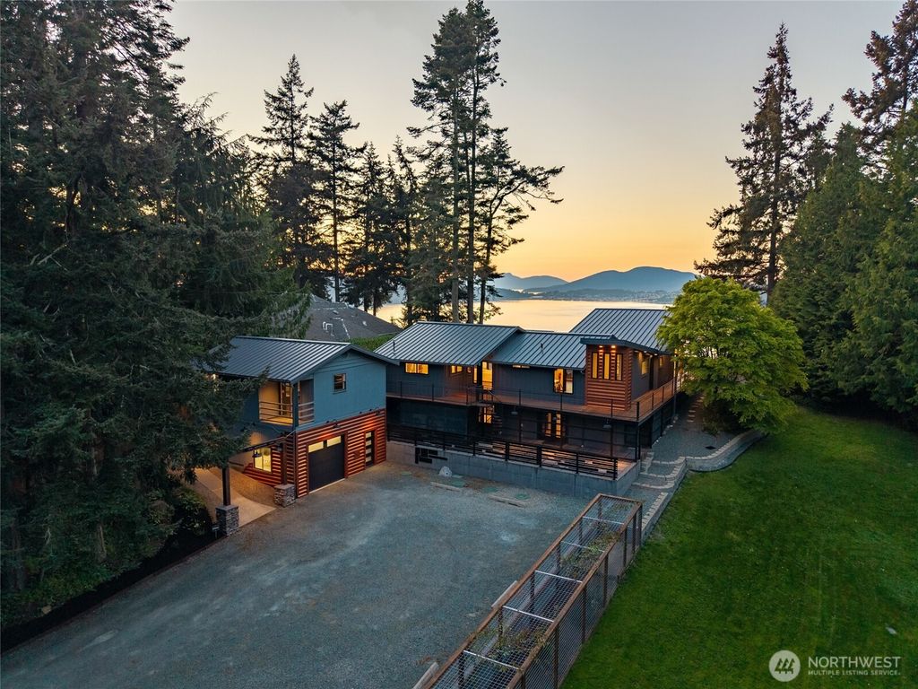 4101 Edith Point, Anacortes, WA 98221