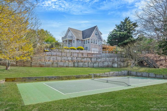 5 Ocean View Avenue, Southampton, NY 11968