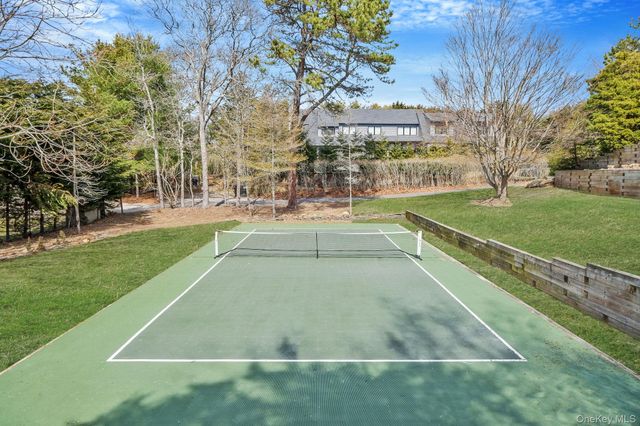 5 Ocean View Avenue, Southampton, NY 11968