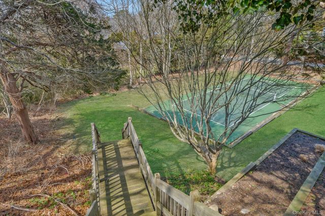 5 Ocean View Avenue, Southampton, NY 11968
