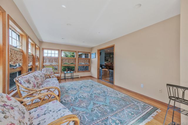 5 Ocean View Avenue, Southampton, NY 11968