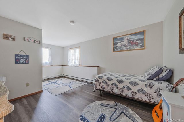 5 Ocean View Avenue, Southampton, NY 11968
