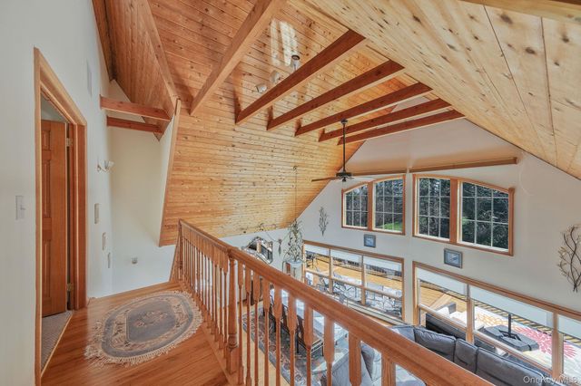 5 Ocean View Avenue, Southampton, NY 11968