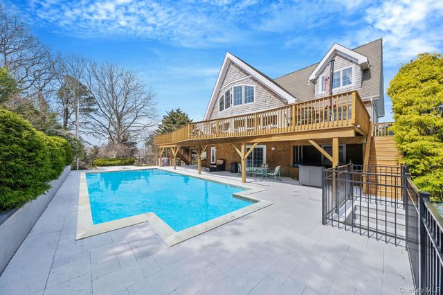 5 Ocean View Avenue, Southampton, NY 11968