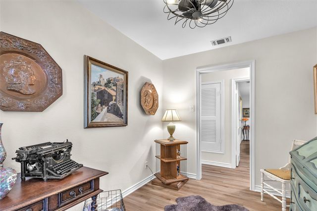 144 Redondo Drive, Gun Barrel City, TX 75156