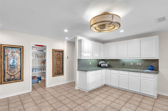 144 Redondo Drive, Gun Barrel City, TX 75156
