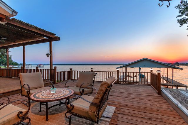 144 Redondo Drive, Gun Barrel City, TX 75156