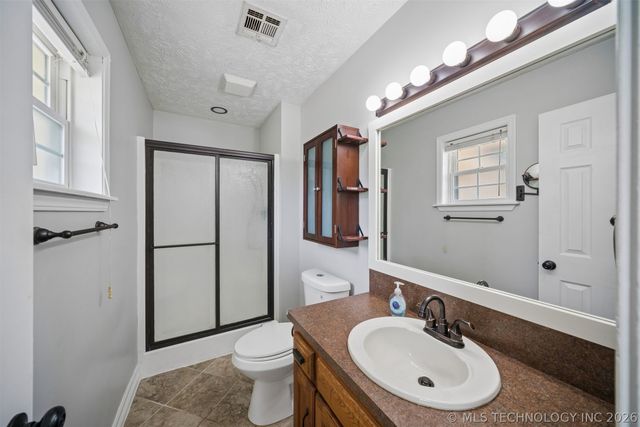 1504 Heather Court, Pryor, OK 74361
