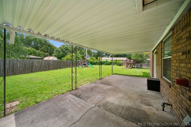 1504 Heather Court, Pryor, OK 74361
