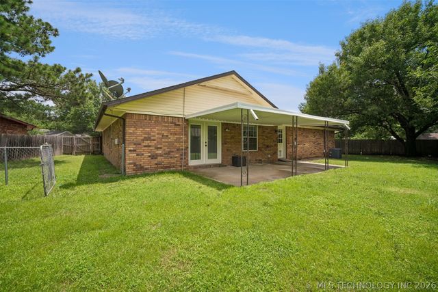 1504 Heather Court, Pryor, OK 74361