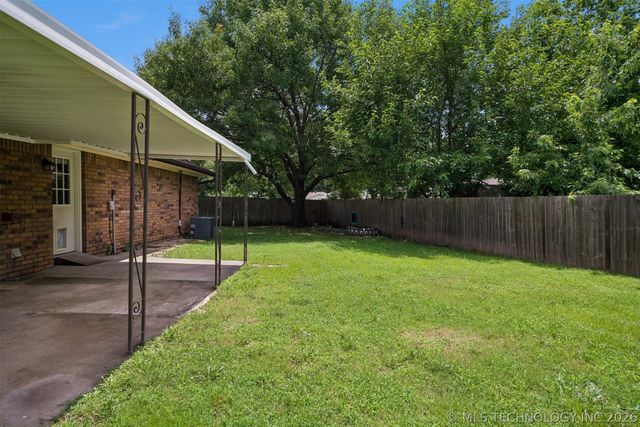 1504 Heather Court, Pryor, OK 74361