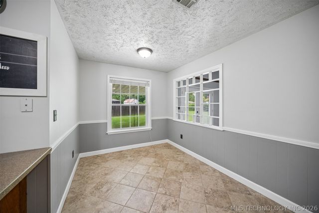 1504 Heather Court, Pryor, OK 74361