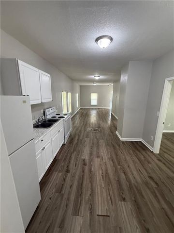 3318 E 24th Street, Kansas City, MO 64127