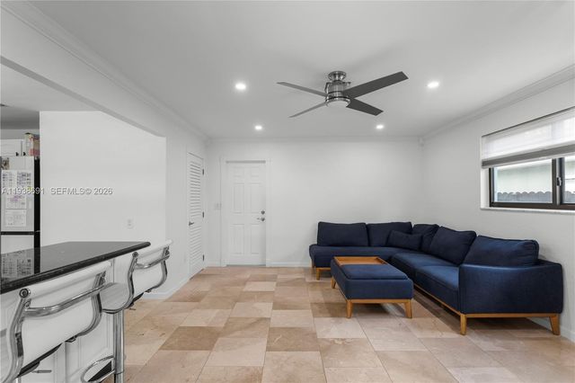 1315 N 47th Ave, Hollywood, FL 33021