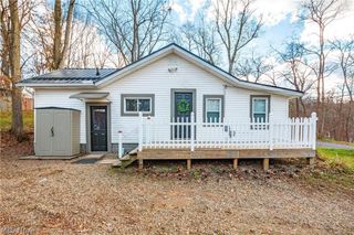 3483 S Bender Avenue, Akron, OH 44319