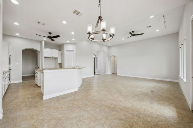 17813 Kingfisher Ridge DR, Lago Vista, TX 78645