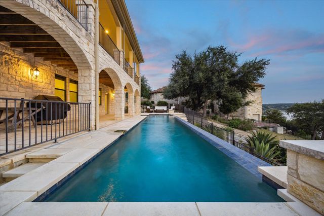 17813 Kingfisher Ridge DR, Lago Vista, TX 78645