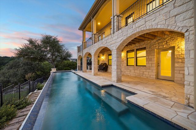 17813 Kingfisher Ridge DR, Lago Vista, TX 78645