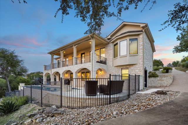 17813 Kingfisher Ridge DR, Lago Vista, TX 78645