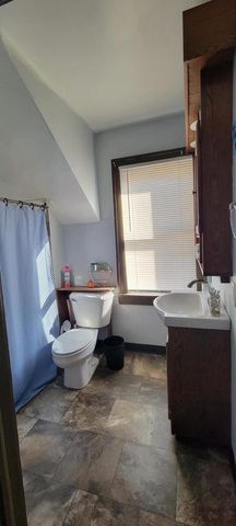 6914 16th AVENUE, Kenosha, WI 53143