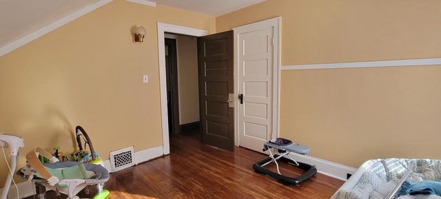 6914 16th AVENUE, Kenosha, WI 53143