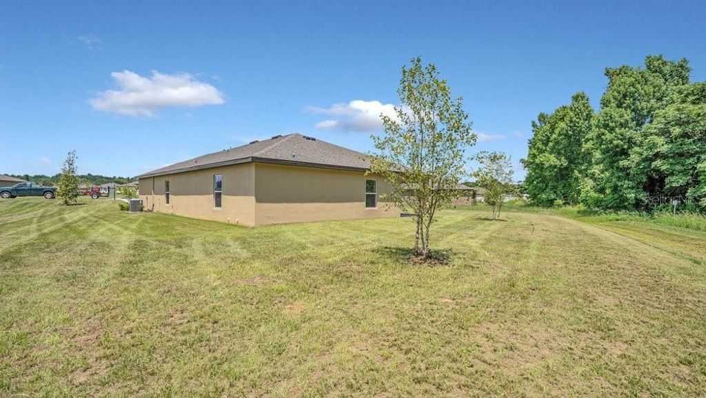 Image 24 of property listing at 12958 DEL LAGO DRIVE, Astatula, FL 34705