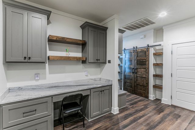 289 E Bell Road, Waco, TX 76705