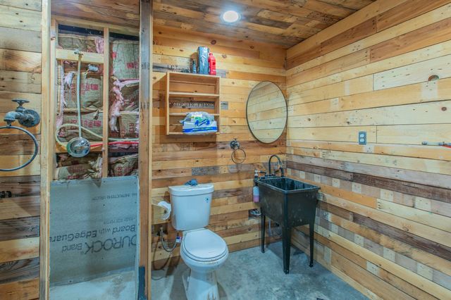 289 E Bell Road, Waco, TX 76705