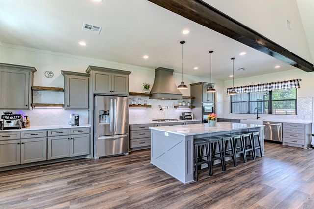 289 E Bell Road, Waco, TX 76705