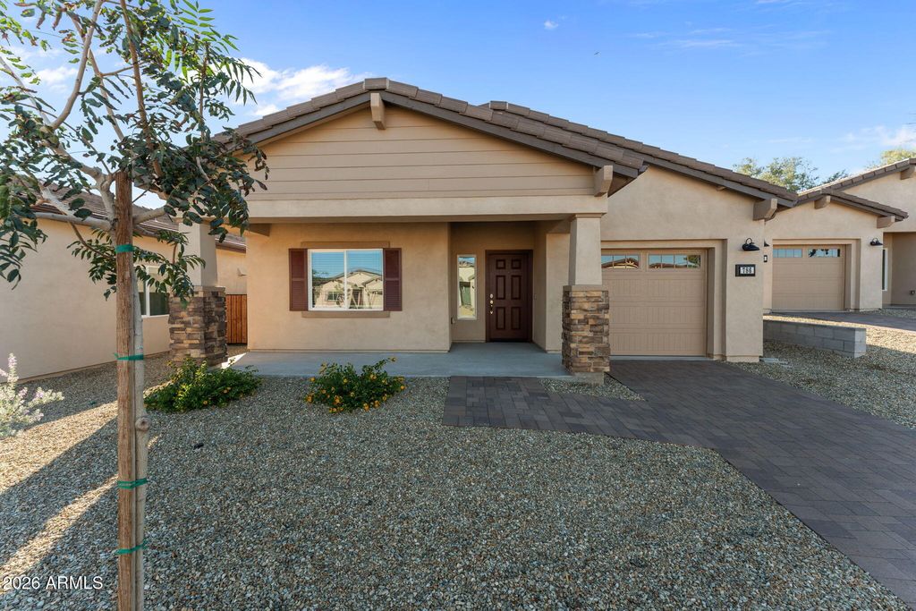 746 N DON FRANK Lane, Wickenburg, AZ 85390 — photo 2