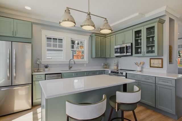 132 Chapel Street, Portsmouth, NH 03801