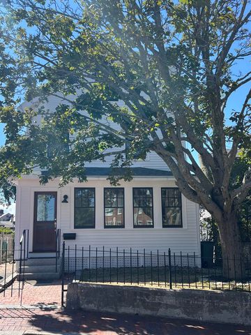 132 Chapel Street, Portsmouth, NH 03801