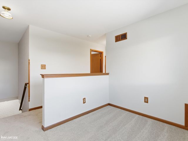 6190 Silverstone Drive, Troy, MI 48085