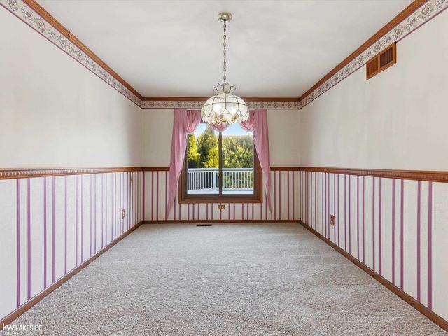 6190 Silverstone Drive, Troy, MI 48085