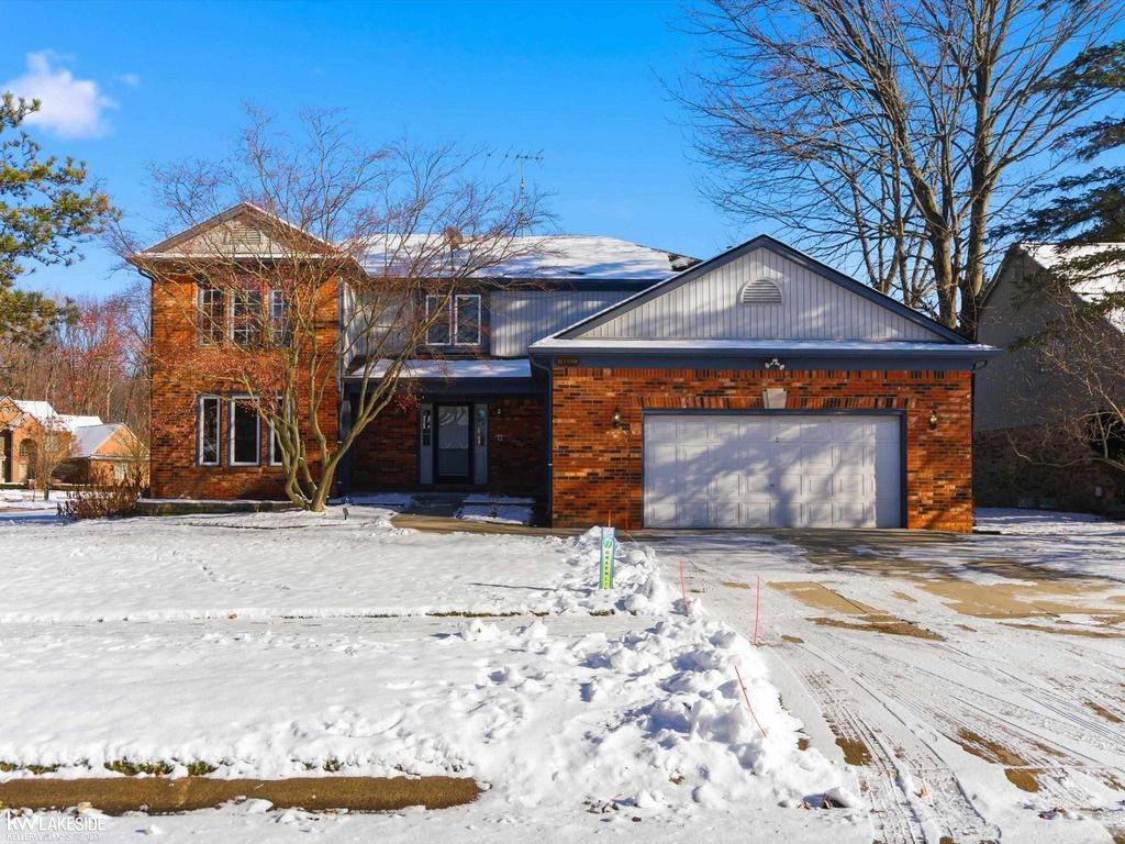 6190 Silverstone Drive, Troy, MI 48085