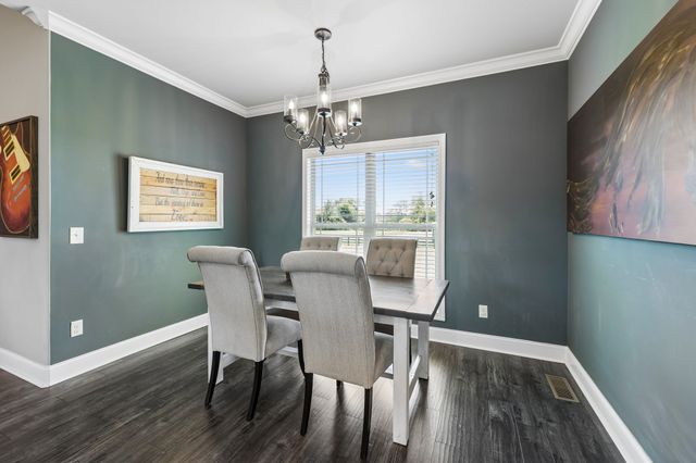 1357 Neil Rd, Chapel Hill, TN 37034