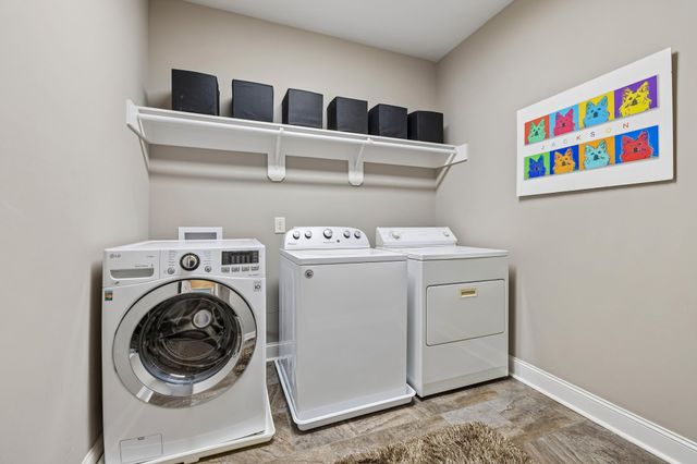 1357 Neil Rd, Chapel Hill, TN 37034
