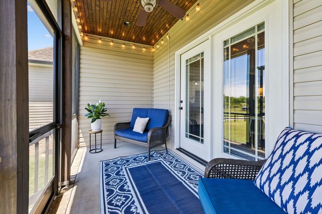 1357 Neil Rd, Chapel Hill, TN 37034